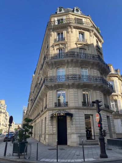 パリ旅行で訪れたい【セリーヌ】の人気店を紹介～セリーヌ各店を楽しむ  